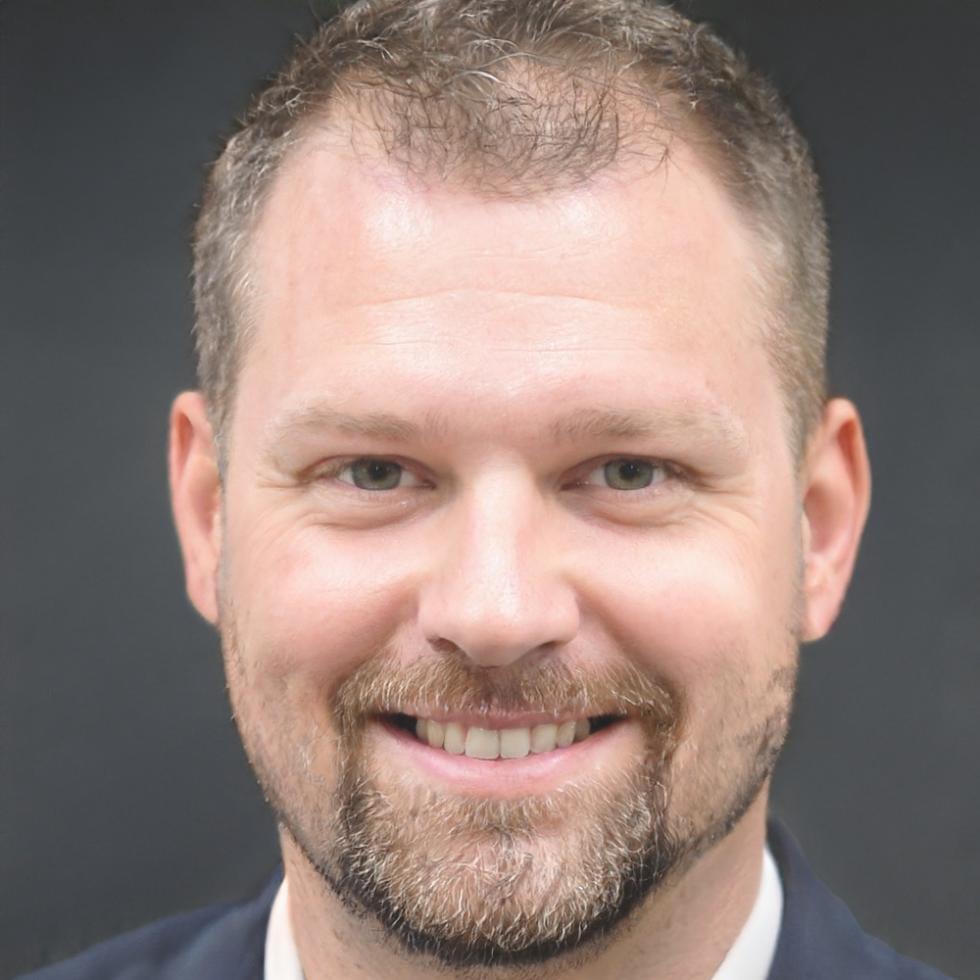 Portrait de Marc Dubois, formateur expert en analyse financière